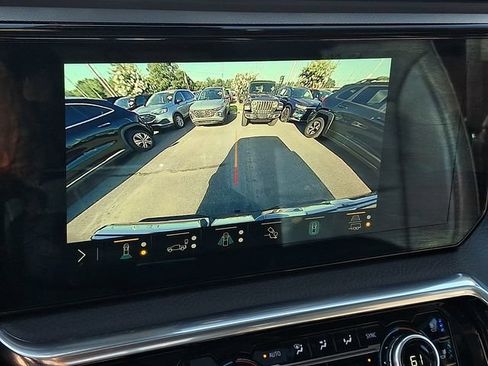 Used 2023 GMC Sierra 1500 Denali w/ Denali Reserve Package AWD/4WD image 12