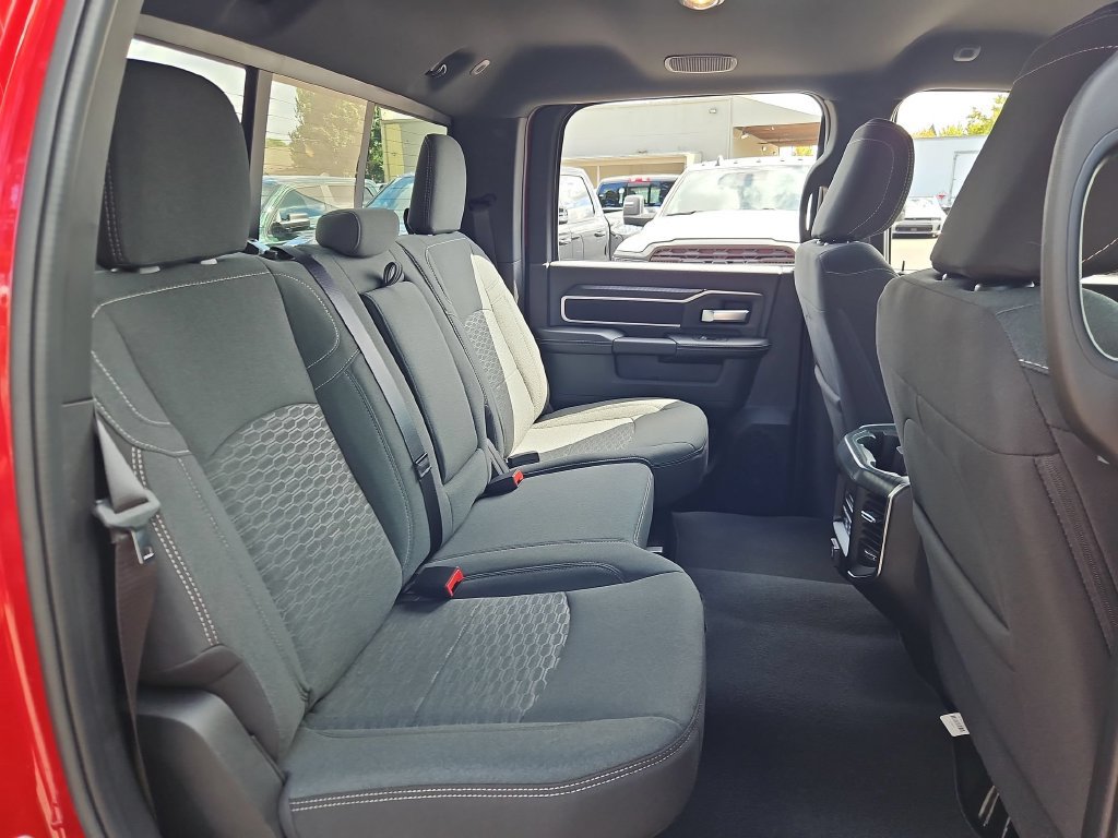 New 2026 RAM 2500 Big Horn AWD/4WD image 15