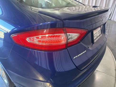 Used 2015 Ford Fusion SE w/ Equipment Group 201A image 10