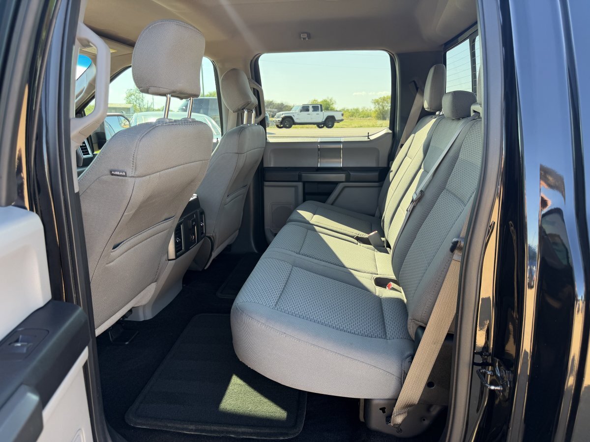 Used 2016 Ford F150 XLT w/ Equipment Group 302A Luxury RWD image 18