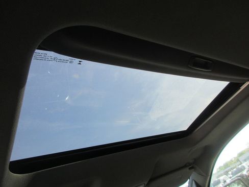 New 2026 GMC Sierra 3500 Denali w/ Denali Reserve Package AWD/4WD image 16