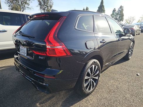 Used 2025 Volvo XC60 B5 Plus AWD/4WD image 4