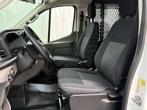 Used 2024 Ford Transit 250 Low Roof w/ Exterior Upgrade Package image 18