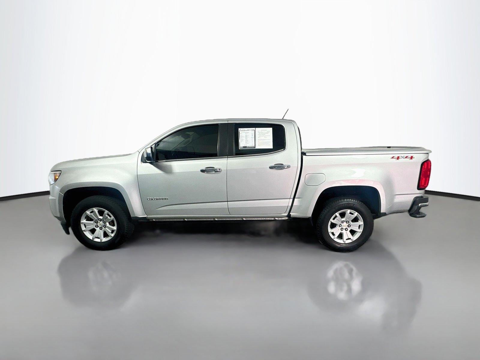 Used 2018 Chevrolet Colorado LT w/ Luxury Package, Chrome AWD/4WD image 4