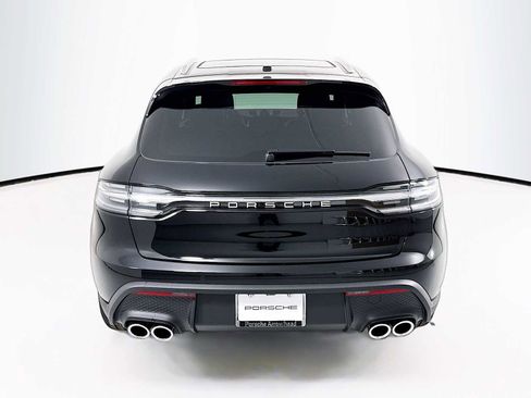 New 2026 Porsche Macan image 10