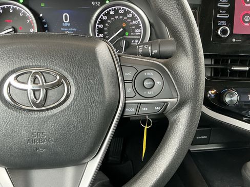 Used 2024 Toyota Camry LE image 13