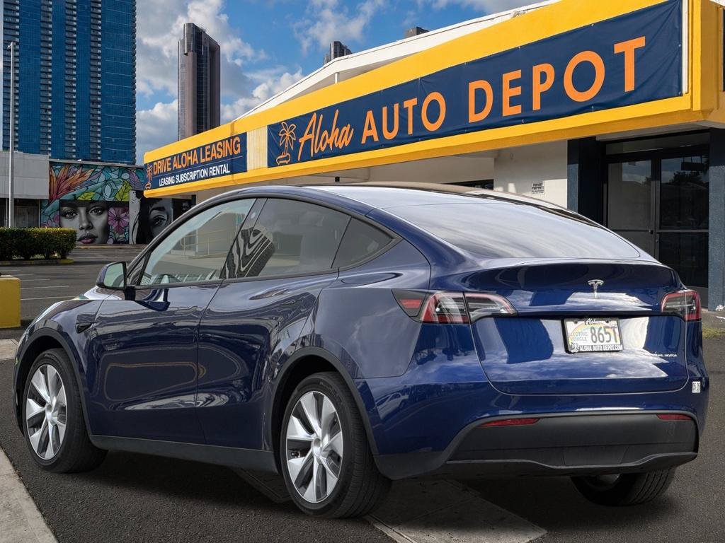 Used 2021 Tesla Model Y Long Range AWD/4WD image 3