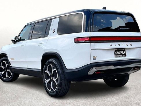 Used 2023 Rivian R1S Adventure image 16