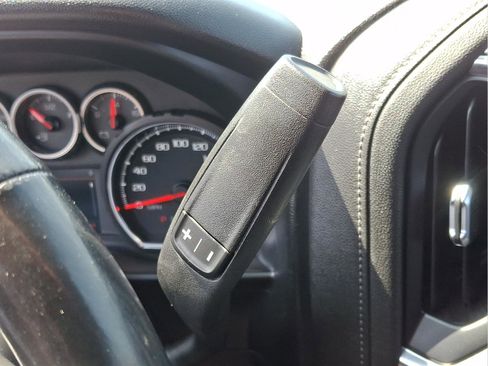 Used 2021 Chevrolet Silverado 1500 LT image 14