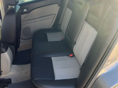 Used 2008 Mercury Milan Premier image 6