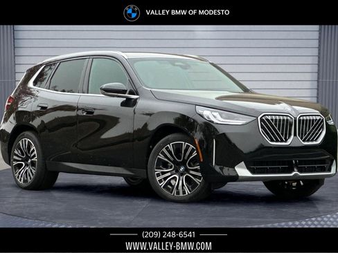 New 2026 BMW X3 xDrive30 w/ Premium Package image 1