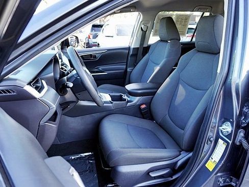 Used 2025 Toyota RAV4 LE FWD image 15