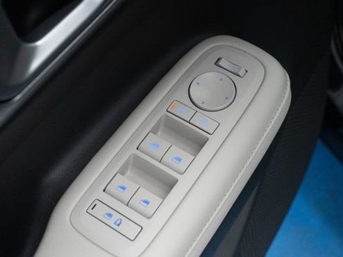 Used 2024 Hyundai Santa Fe SEL FWD image 15