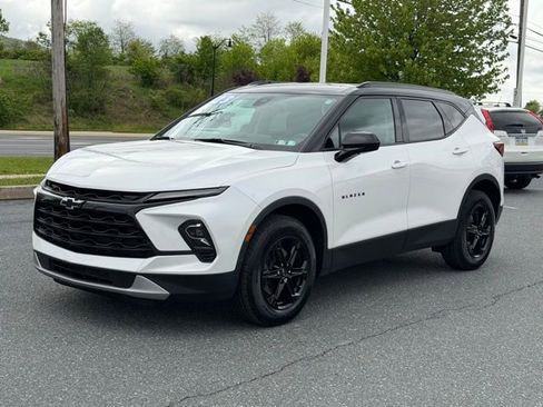 Certified 2023 Chevrolet Blazer LT w/ Midnight/Sport Edition AWD/4WD image 9