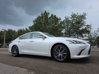 Used 2024 Lexus ES 350 w/ Premium Package FWD video 1