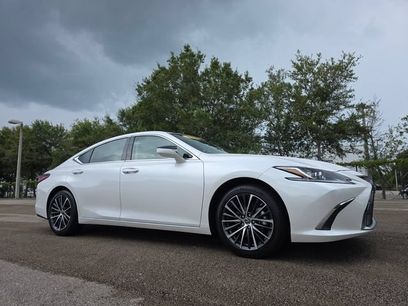 Used 2024 Lexus ES 350 w/ Premium Package