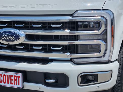 Used 2024 Ford F250 Platinum AWD/4WD image 8