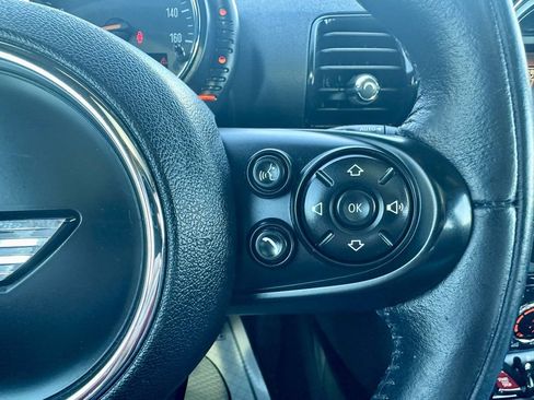 Used 2017 MINI Cooper Clubman S image 19