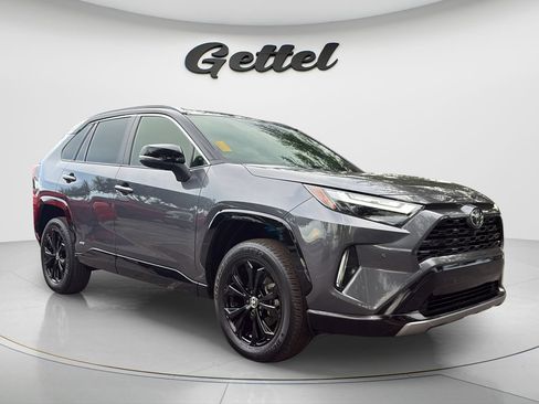 Used 2025 Toyota RAV4 XSE w/ Advanced Technology Package AWD/4WD image 3
