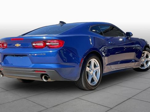 Used 2020 Chevrolet Camaro LT RWD image 13