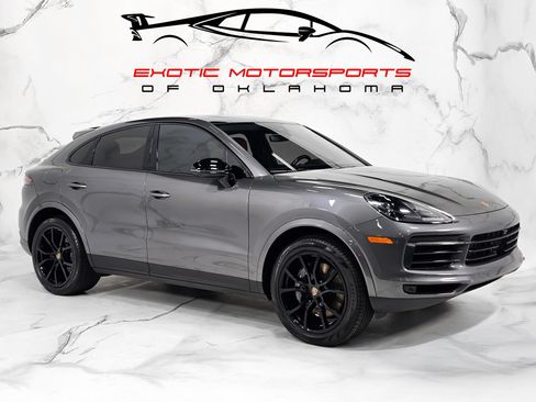 Used 2022 Porsche Cayenne Coupe AWD/4WD image 1