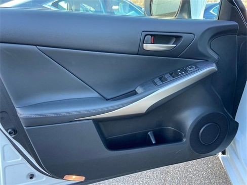 Certified 2020 Lexus IS 350 F Sport image 25