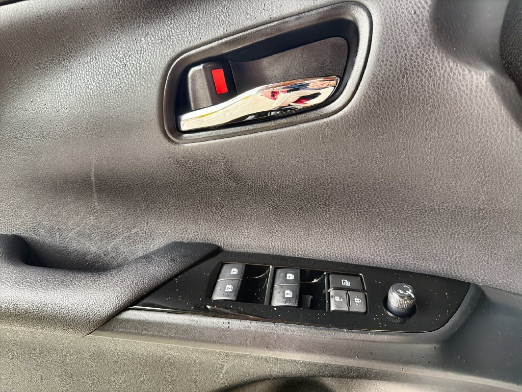 Used 2018 Toyota Prius Two w/ Prius Two Safety Plus Package FWD image 26