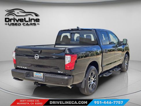 Used 2024 Nissan Titan SV w/ SV Convenience Package image 12
