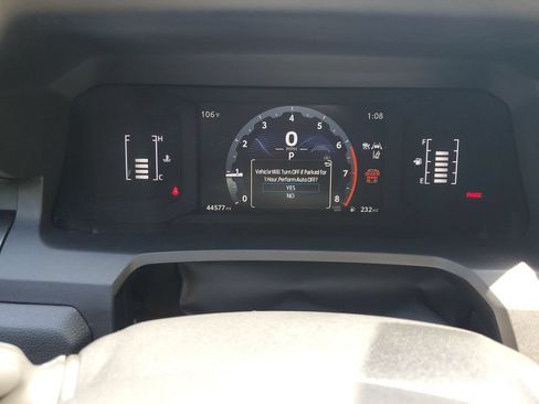 Used 2025 Toyota 4Runner SR5 AWD/4WD image 27