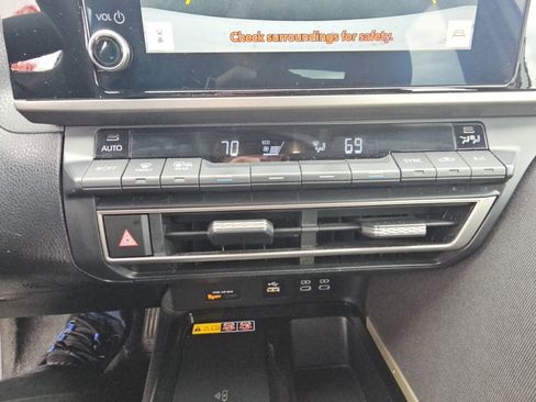 Certified 2025 Toyota Camry LE image 19