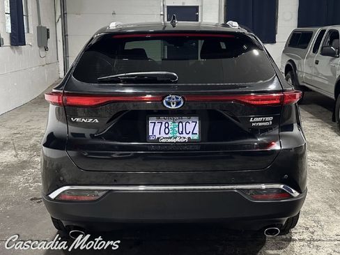 Used 2021 Toyota Venza Limited w/ Advanced Technology Package AWD/4WD image 6