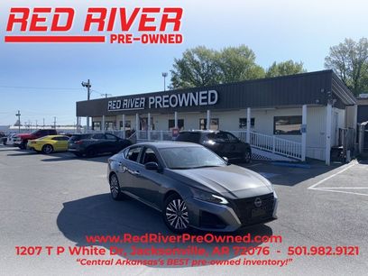 Used 2025 Nissan Altima 2.5 SV