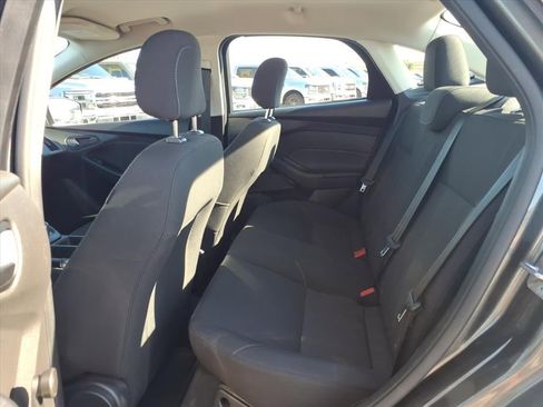 Used 2016 Ford Focus S image 18