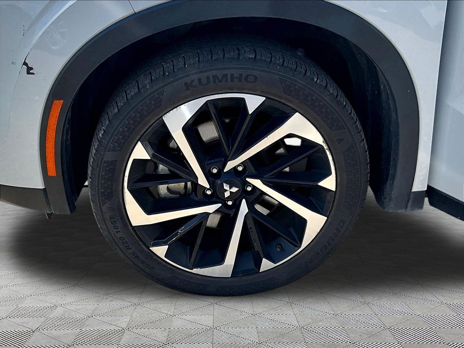 Used 2024 Mitsubishi Outlander SE AWD/4WD image 35