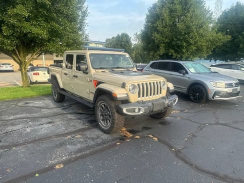Used 2022 Jeep Gladiator Overland w/ Popular Equipment Package AWD/4WD image 1