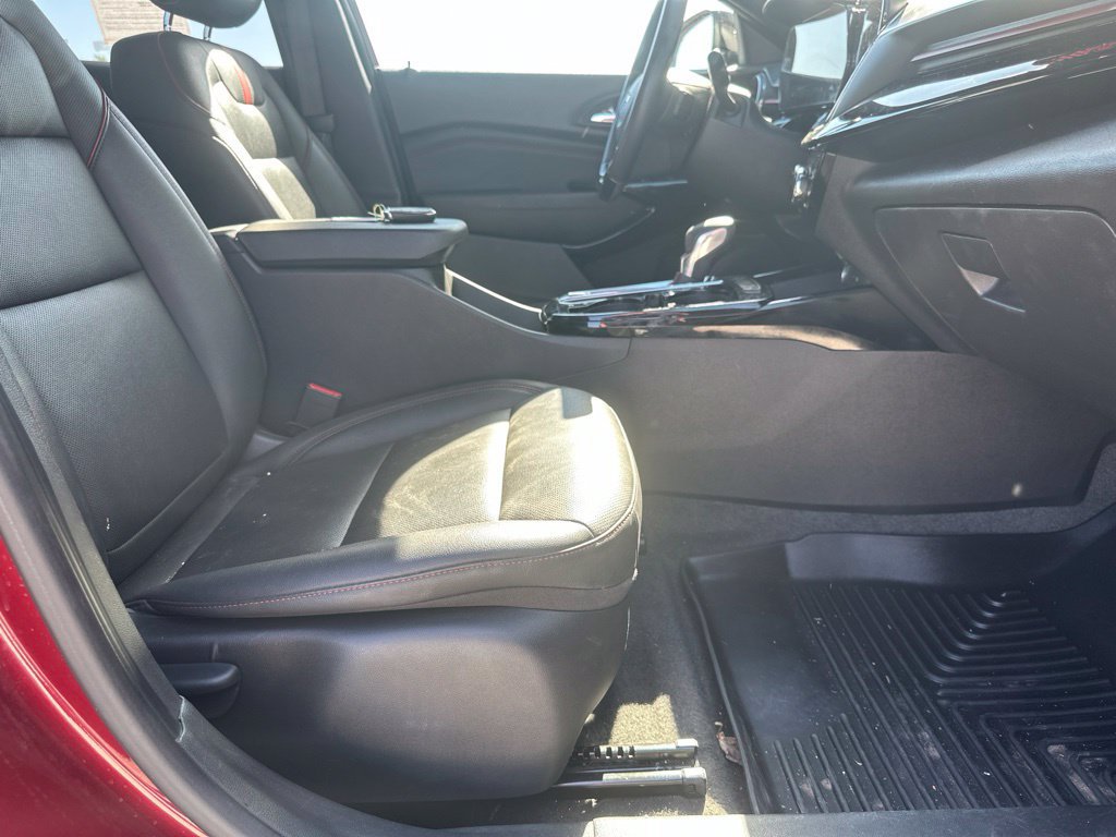 Used 2025 Chevrolet Trax RS w/ Driver Confidence Package FWD image 34