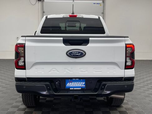 Used 2024 Ford Ranger XLT w/ FX4 Off-Road Package AWD/4WD image 8