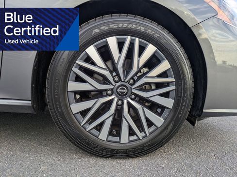 Used 2024 Nissan Altima 2.5 SV FWD image 13