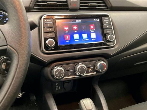 Certified 2025 Nissan Versa S w/ Trunk Package image 5