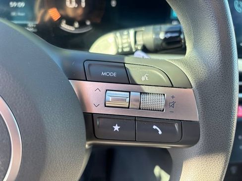 Used 2025 Hyundai Sonata SEL FWD image 19
