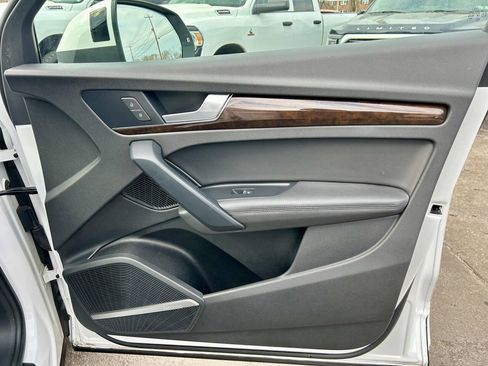 Used 2019 Audi Q5 2.0T Premium Plus image 17