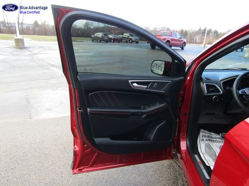 Certified 2024 Ford Edge ST-Line AWD/4WD image 27