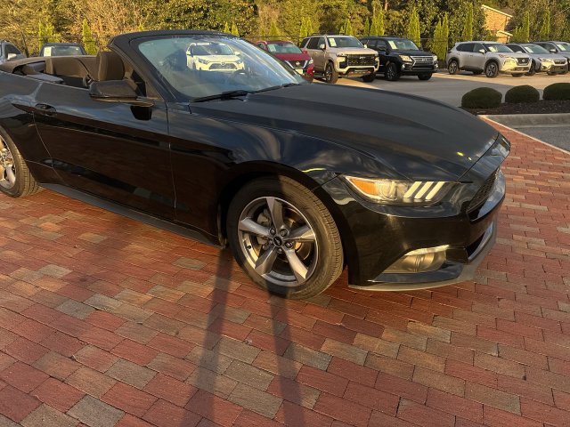 Used 2017 Ford Mustang Convertible w/ Equipment Group 051A RWD image 21