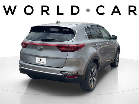 Used 2021 Kia Sportage LX w/ LX Fwd Popular Package image 3