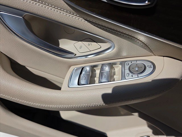 Used 2018 Mercedes-Benz C 300 4MATIC Cabriolet image 26
