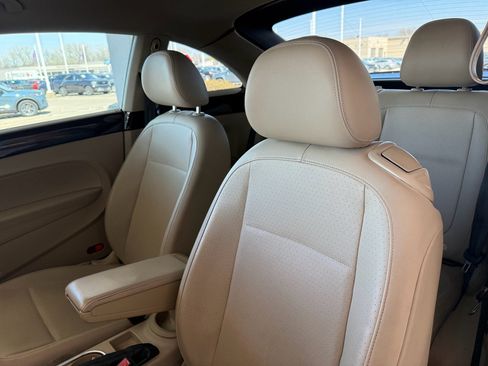 Used 2016 Volkswagen Beetle 1.8T SE image 10