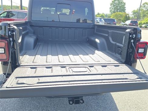 New 2025 Jeep Gladiator Willys image 8