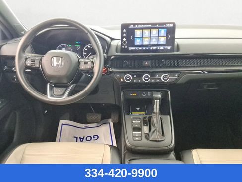 Used 2024 Honda CR-V Sport Touring image 9
