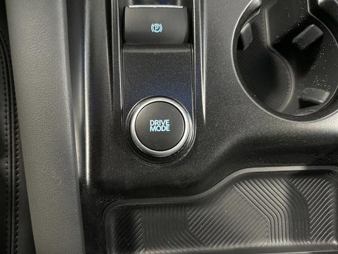 New 2026 Ford Explorer Active w/ Active Comfort Package image 24