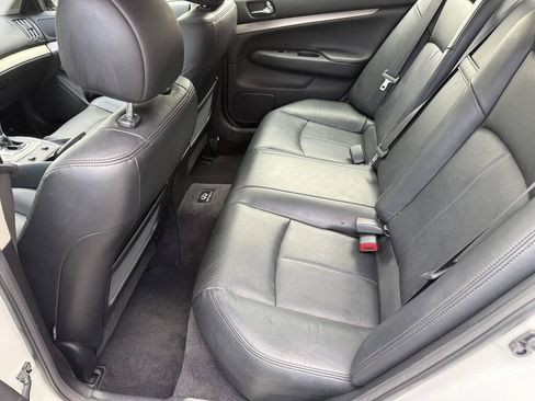 Used 2011 INFINITI G37 Journey w/ Premium Pkg RWD image 21